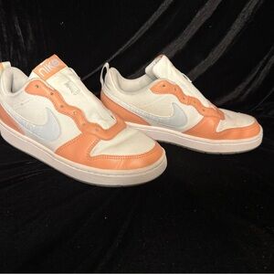 Nike Orange/pink and White 6.5 youth women’s 7.5